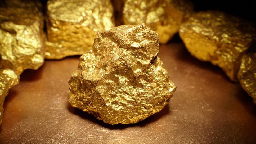 Цена золота подскочила до уровня 2012 года