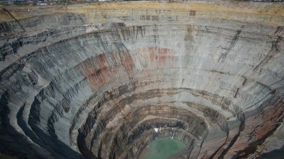 Турмаршрут в самый глубокий в мире карьер по добыче алмазов создадут в Якутии