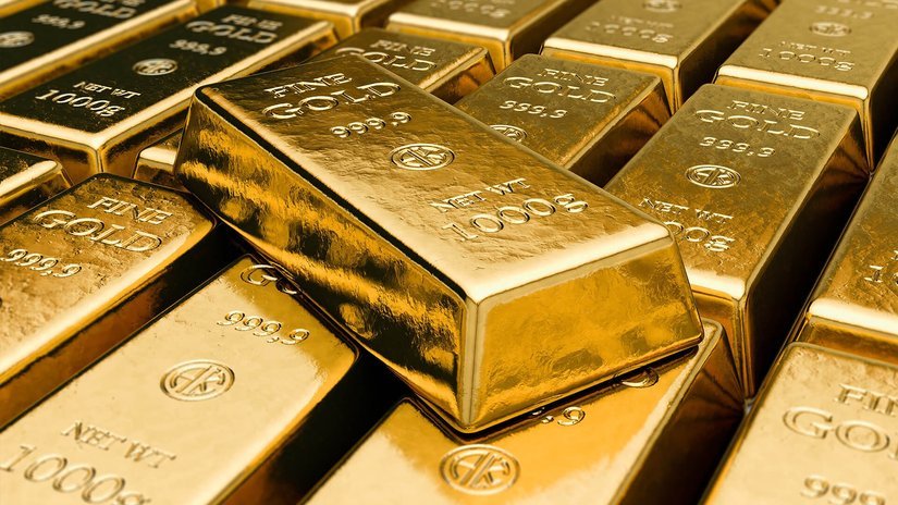 Золото затихнет в ожидании осенних новостей из США