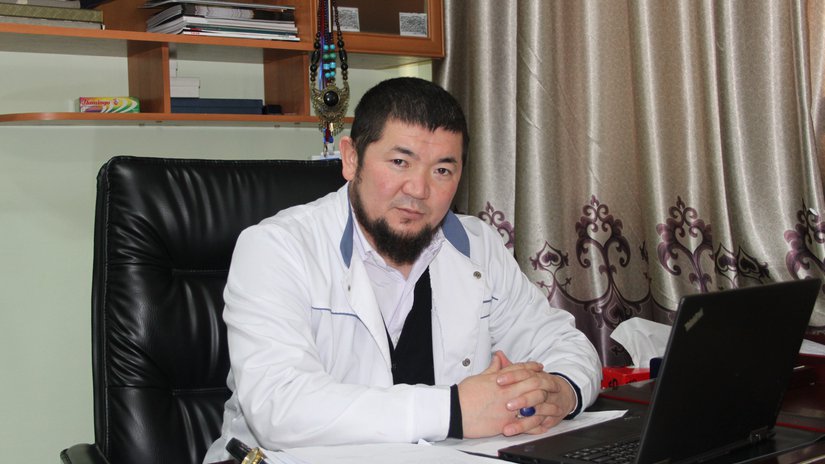 Сталбек Акматов: Ювелиры Кыргызстана не имеют права ни на грамм золота