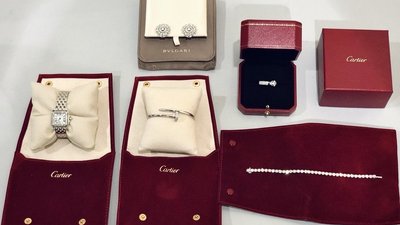 Контрабандный ввоз из ОАЭ ювелирных изделий Cartier и Graff на 7,4 млн рублей пресекли домодедовские таможенники