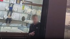 Драма в кузбасском ювелирном: запертый вор-неудачник угрожал покончить с собой