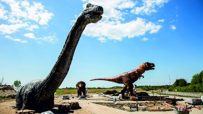 Янтарный комбинат Ростеха откроет самый большой динопарк в Калининградской области