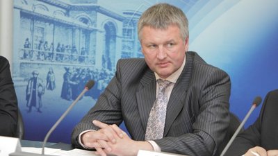 Эдуард Уткин: Что он нам несёт… этот новый год?