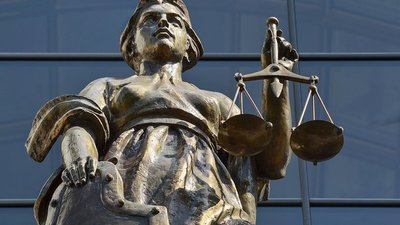 Осудили за торговлю ювелирными изделиями без опробования