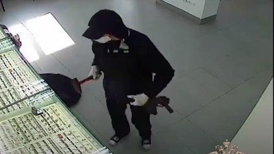 В Санкт-Петербурге завершено расследование уголовного дела в отношении обвиняемых в серии разбойных нападений на ювелирные салоны