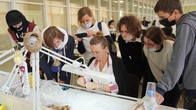 На ювелирном производстве Янтарного комбината открыты 130 вакансий