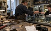 В Новокузнецке ювелир сдал золото клиентки в ломбард вместо изготовления украшения