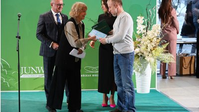 В Северной столице объявили победителей конкурса ювелиров "Признание Петербурга 2024"