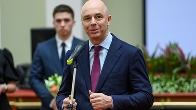 Антон Силуанов наградил ювелиров ведомственными наградами Минфина России «За трудолюбие и искусство»