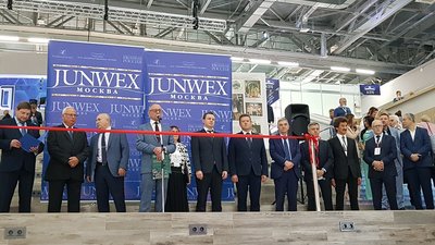 Эксперты отрасли предлагают меры по восстановлению ювелирной промышленности страны
