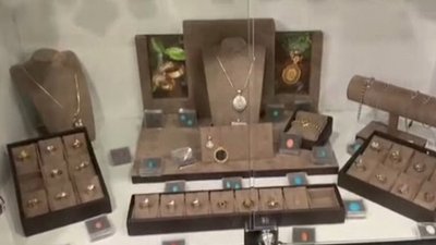 В Москве полицейские пресекли производство и реализацию ювелирных изделий под видом известного бренда