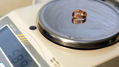 Экономическая нестабильность привела к двукратному росту цен на ювелирные изделия в Эстонии