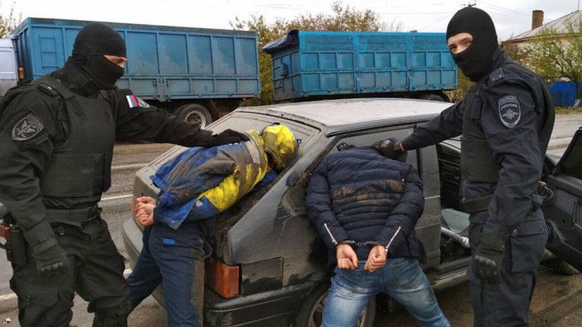 Двух работников ювелирного производства в Красном-на-Волге обвинили в хищении драгметаллов