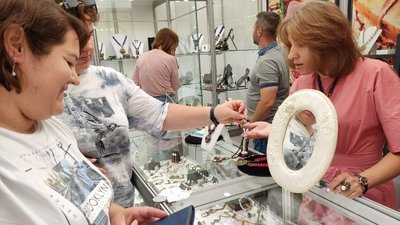 В Костроме открылся XXIII Ювелирный фестиваль «Золотое кольцо России 2022»