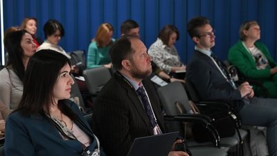 На выставке «Россия» обсудили тенденции развития русского ювелирного искусства