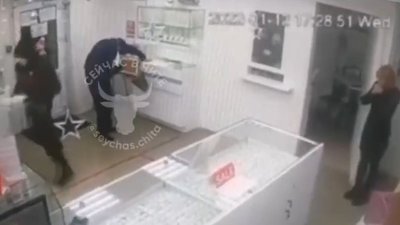 В Забайкалье полицейские завершили расследование уголовного дела по обвинению местных жителей в ограблении ювелирного магазина