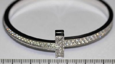 Незадекларированные ювелирные украшения на 2,8 млн рублей обнаружили сотрудники Шереметьевской таможни в багаже россиянина