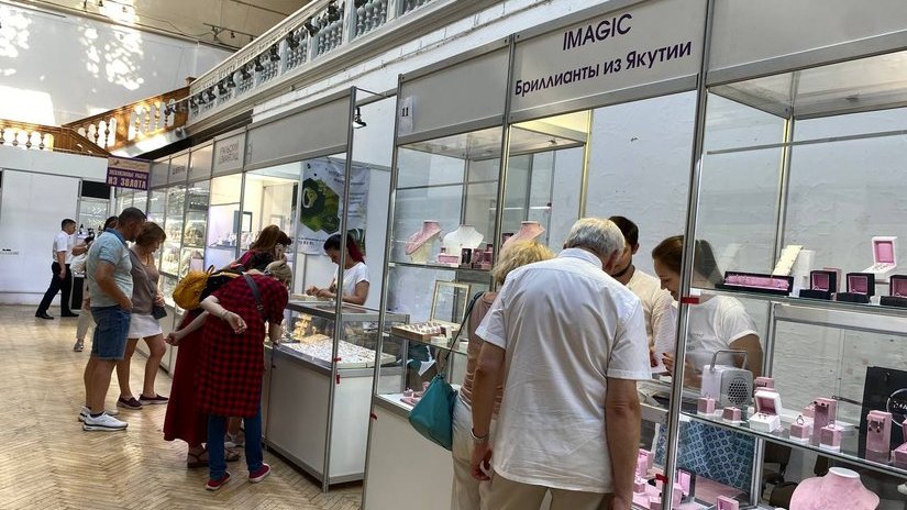 Выставка «Сокровища Петербурга» в Доме Калиостро вызвала неподдельный интерес у жителей и гостей Культурной столицы России