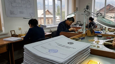 Дешевое золото только реальным заводам: в Кыргызстане меняют правила спецучета ювелиров