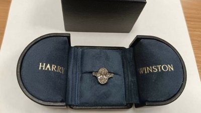 Иностранцу грозит тюремный срок за недекларированное кольцо Harry Winston стоимостью 22 млн рублей