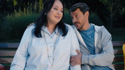 Звезда «Три сестры»: Павел Деревянко соблазнил владелицу ювелирного бизнеса!