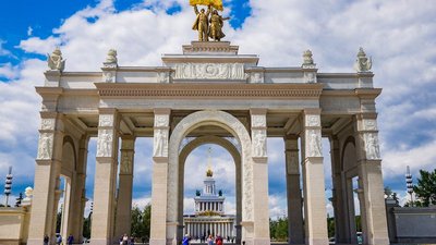 С 4 сентября в Москве возобновляется проведение выставок