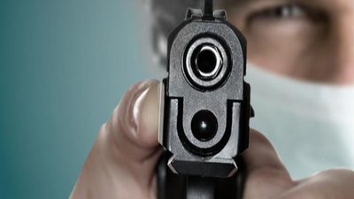 В Ростовской области средь бела дня произошло ограбление ювелирного салона