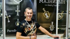 Ювелир и сооснователь бренда «Мазницын» Артём Серебряков отмечает 45-летие