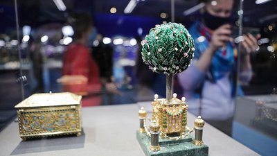 Минфин: Художники-ювелиры без постановки на спецучет смогут опробовать и клеймить свои изделия