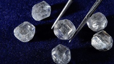 Небо в искусственных алмазах: стали ли выращенные в лабораториях камни символом роскоши