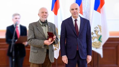 Глава Минфина Антон Силуанов наградил выдающихся деятелей ювелирной отрасли