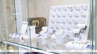 Рекордные продажи и собственная огранка «Jula»: Гомельский «Кристалл» представил черные бриллианты и алмазы-гиганты