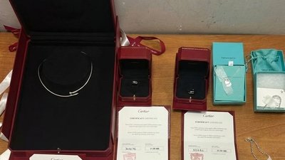 В Татарстане вынесли приговор пассажирке, пытавшейся тайно ввезти ювелирные изделия на 1,6 млн рублей