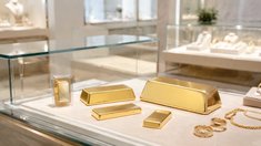 Слитки вместо украшений: ювелирные сети втрое нарастили продажи физического золота