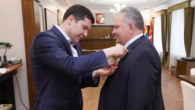 Михаил Зацепин награжден орденом «За заслуги перед Калининградской областью»