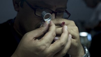 Правительство Армении создает компанию по приобретению алмазного сырья у компании "АЛРОСА"