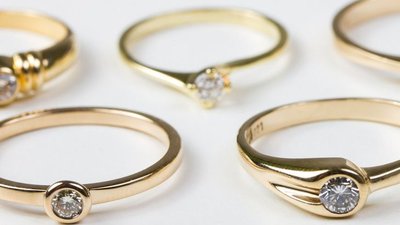Клеймение ювелирных изделий в соответствии с каратной системой проб