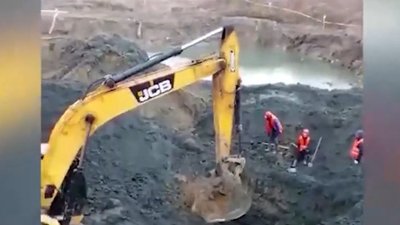 Во все тяжкие: В Калининградской области полицейские пресекли незаконную добычу янтаря