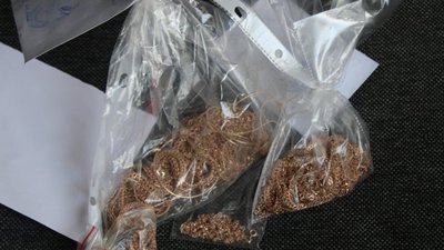 В Хакасии полицейские оперативно раскрыли ограбление ювелирного салона