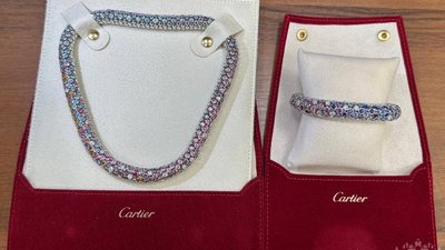 В Шереметьево у пассажирки из Дубая изъяли гарнитур Cartier стоимостью 34 млн рублей