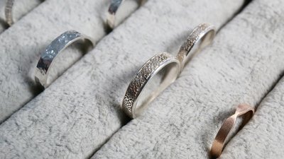В Казахстане цены на ювелирные изделия выросли сразу на треть за год