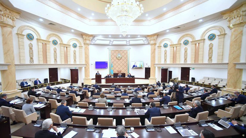 Сенат Парламента Казахстана принял Закон по свободному обращению драгметаллов на территории ЕАЭС