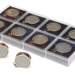 Энтузиаст создал ювелирное изделие в виде цифровой подвески с имитацией жидкости