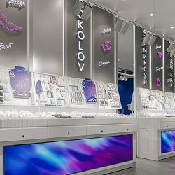 Тренд на Self-Service: Чему малому ювелирному ритейлу стоит поучиться у нового формата SOKOLOV?