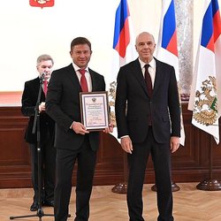 Глава Минфина Антон Силуанов наградил выдающихся деятелей ювелирной отрасли