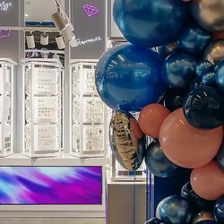 Тренд на Self-Service: Чему малому ювелирному ритейлу стоит поучиться у нового формата SOKOLOV?