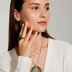 Ювелирные украшения: тренды, символика, актуальные сочетания