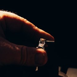 «585*Золотой» раскрывает производственные секреты: сеть запустила проект-экскурсию по собственному заводу