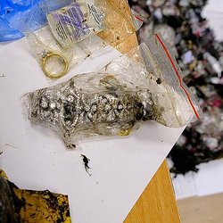 Полицейские Татарстана изъяли драгоценности похищенные на ювелирной выставке в Казани